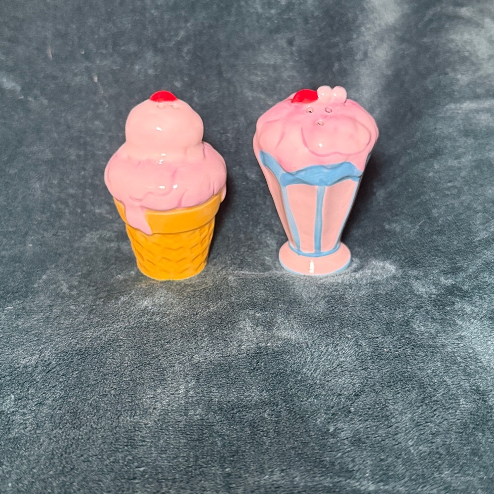 Pink Ice Cream Salt and Pepper Shaker Set